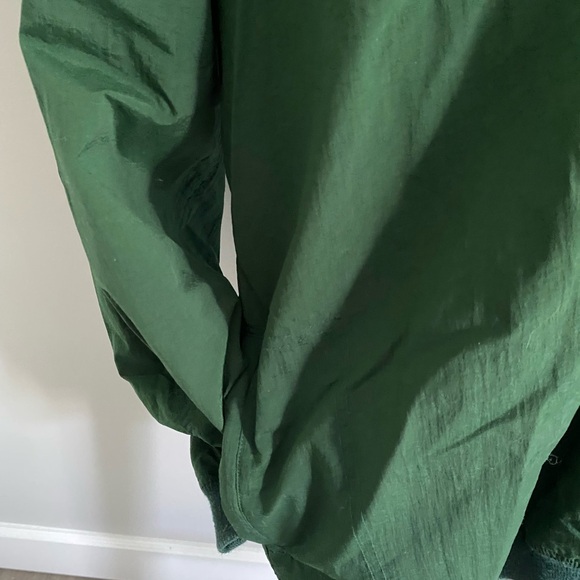 MENS VNECK GOLF JACKET WITH POCKETS - Picture 2 of 4